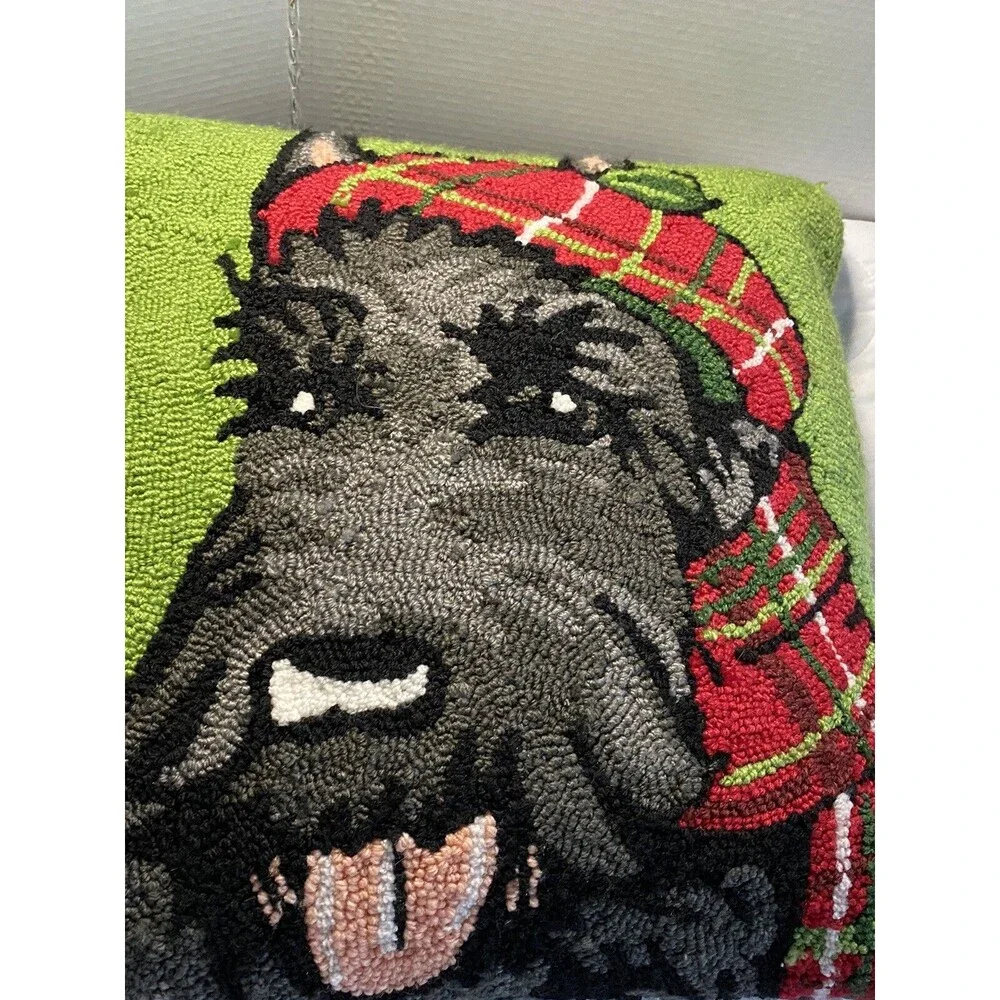 Scottish Terrier Scotty Dog Christmas Hooked Throw Pillow 18
